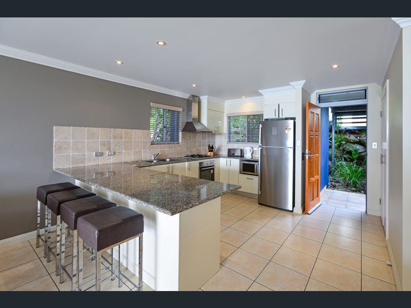 Bluewater Views 9/2 Banksia Court, Hamilton Island