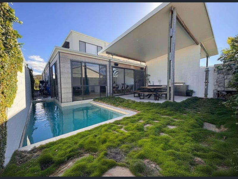 2/9 Kyeema Street, Buddina