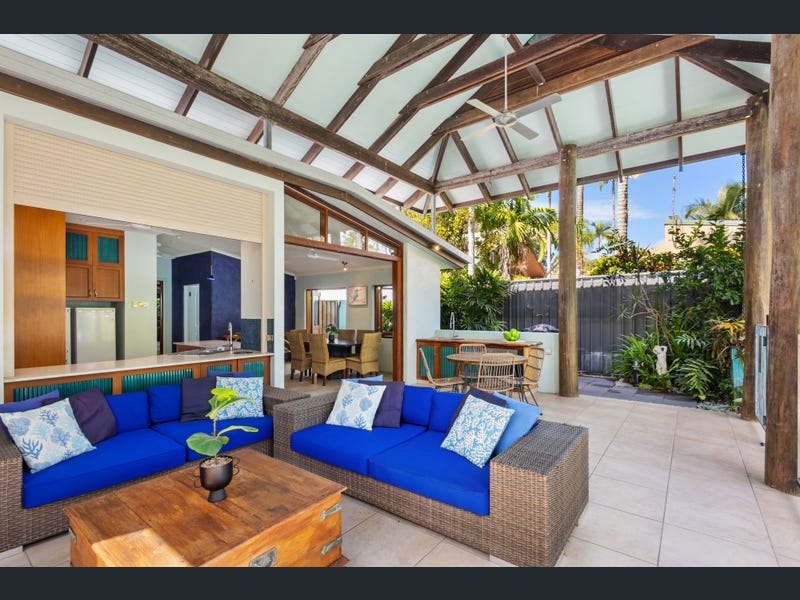 30 Sorrento Crescent, Port Douglas