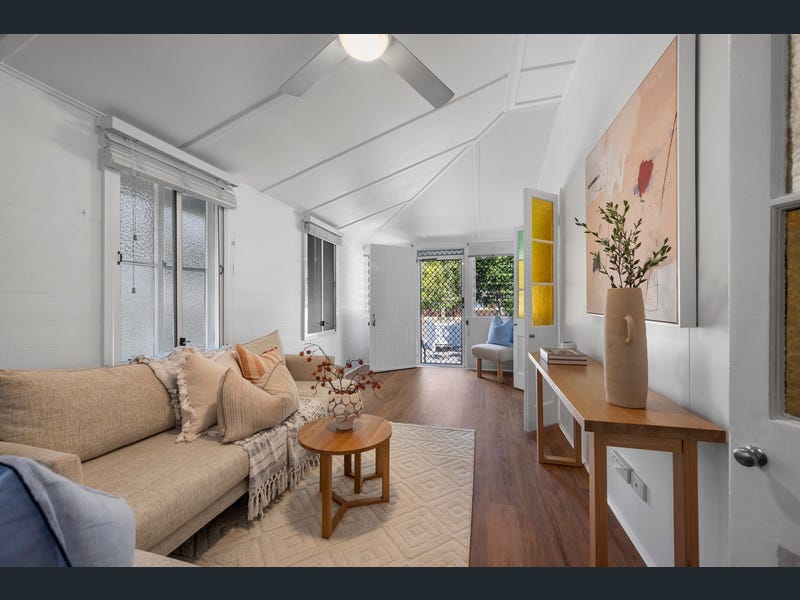 8 Dillane Street, Hyde Park