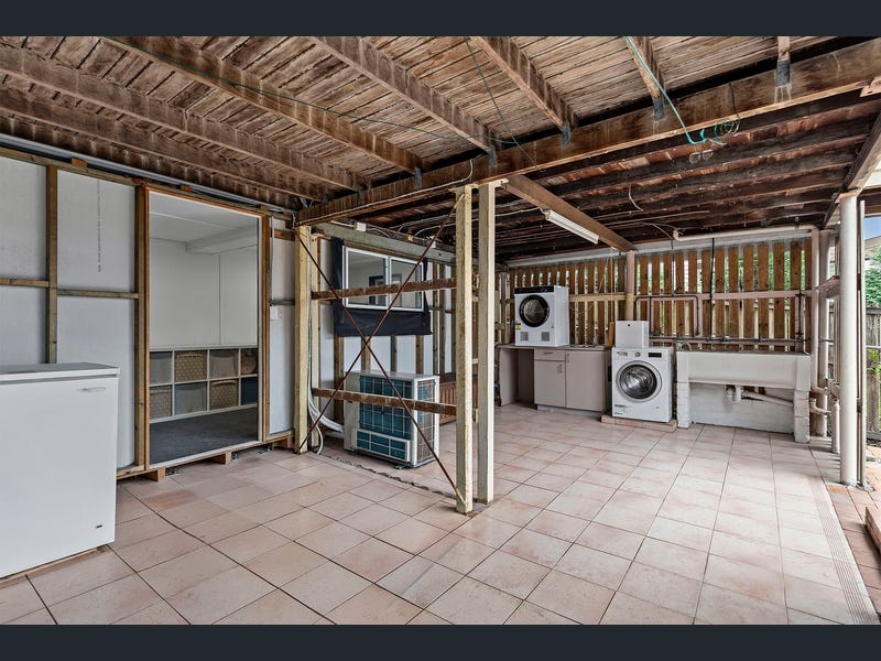 38 Ninth Avenue, Coorparoo