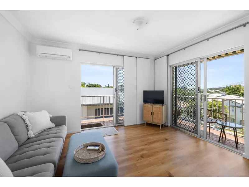 3/15 Annie Street, Camp Hill