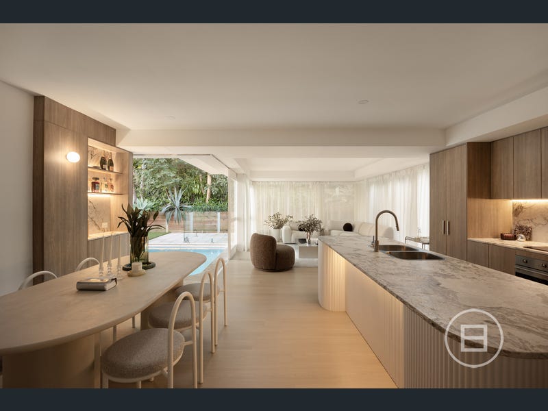 15 Fallbrook Street, Kenmore