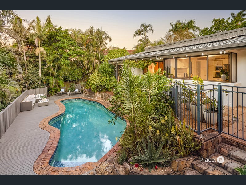 3 Burke Court, Mount Ommaney