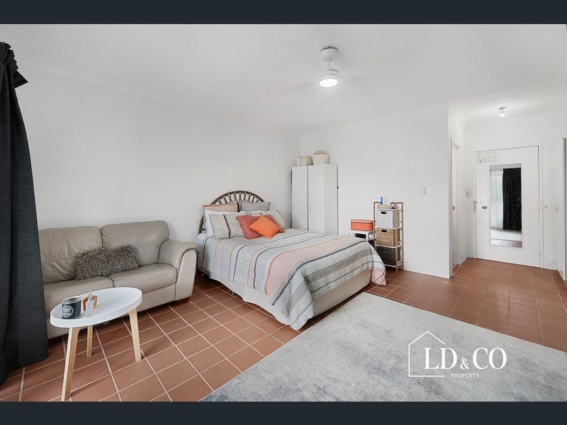 6/6 Beach Road, Dolphin Heads