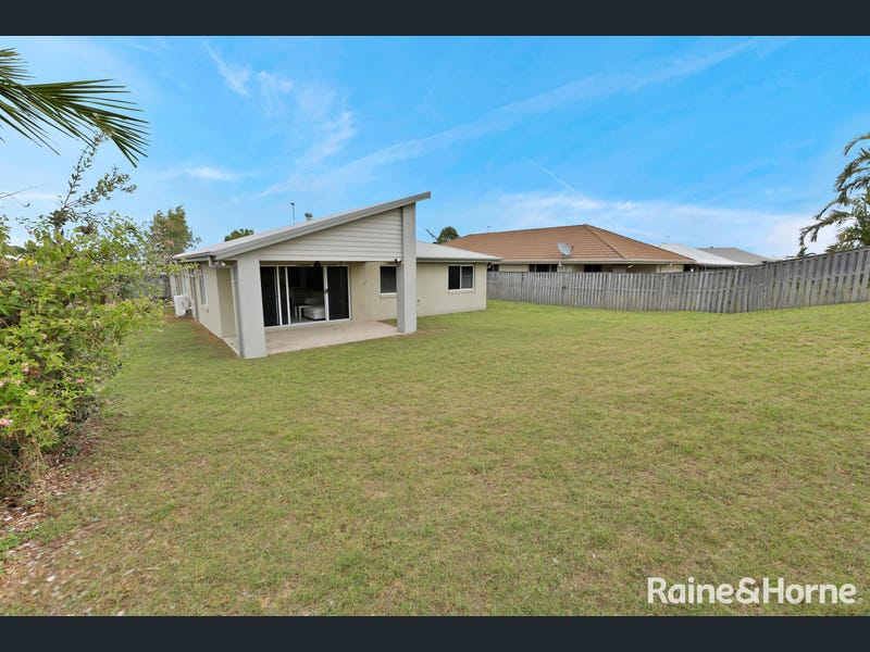 70 Schooner Avenue, Bucasia