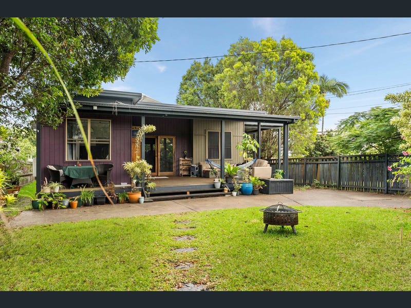 221 Whites Road, Lota
