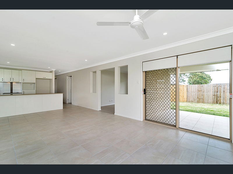 3 Bishop Street, Cambooya