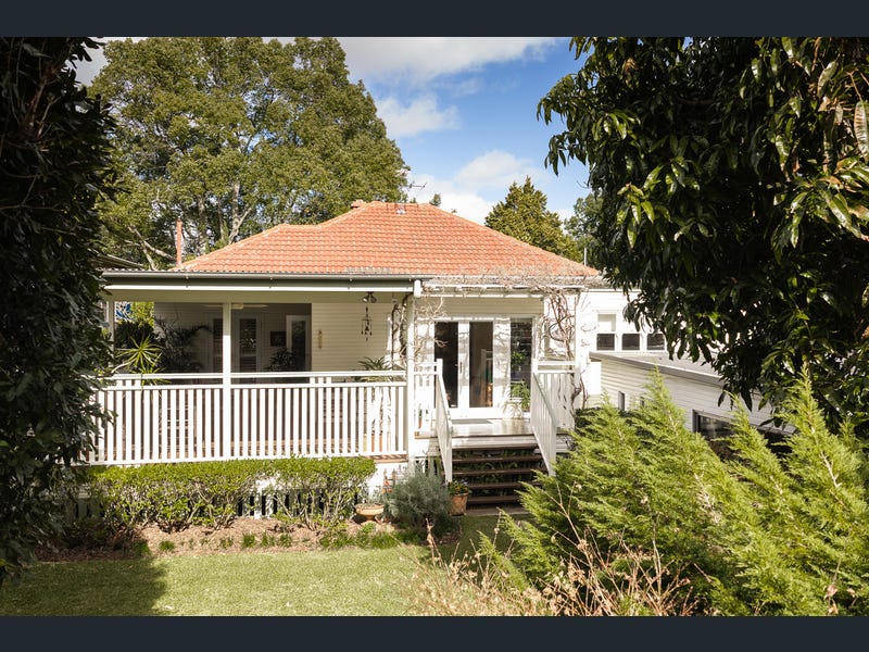 16 Tant Street, East Toowoomba