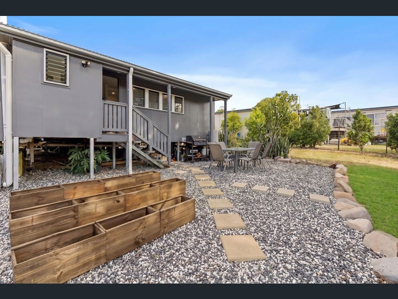 83 Dee Street, Mount Morgan