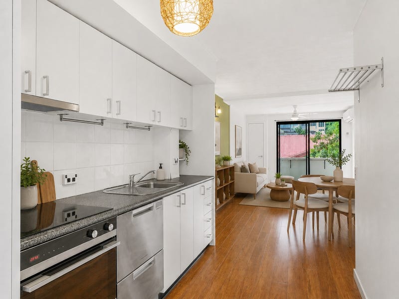 4/24 Sankey Street, Highgate Hill