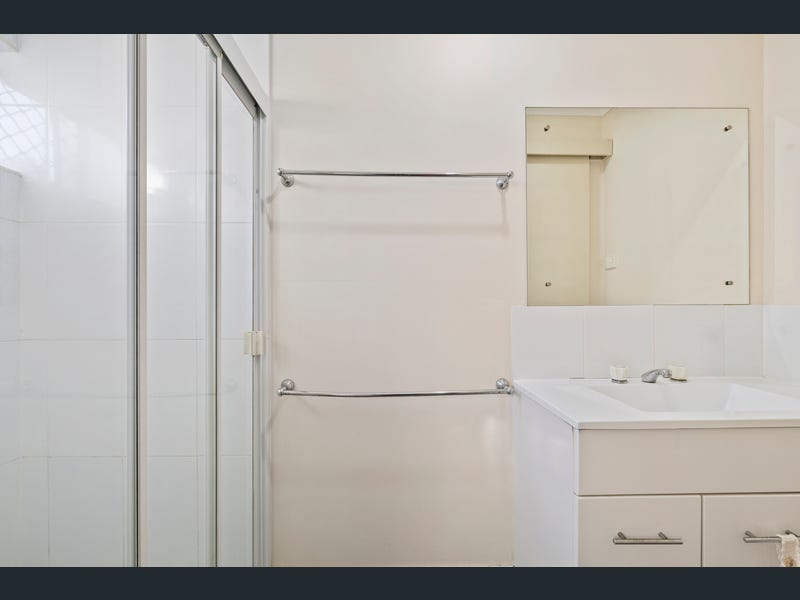 2/17 Agnew Avenue, Norman Gardens