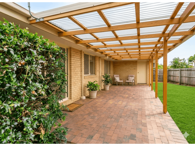 13 Bottlebrush Drive, Regents Park