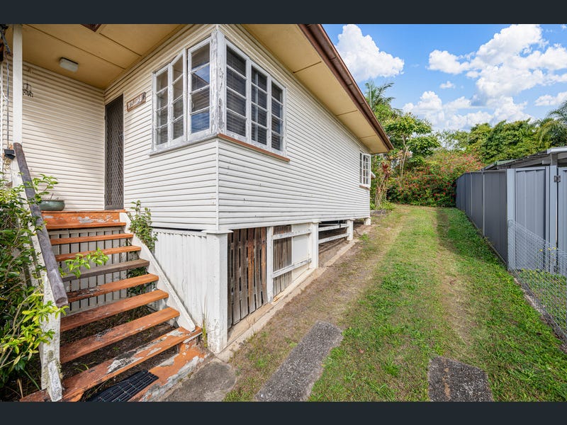 17 Fairmeadow Road, Nambour