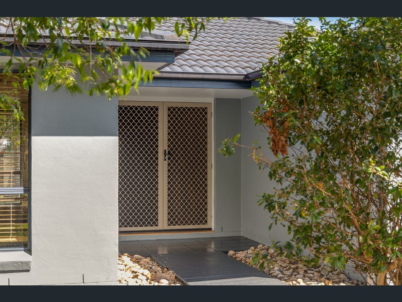 7 Currawong Drive, Highfields