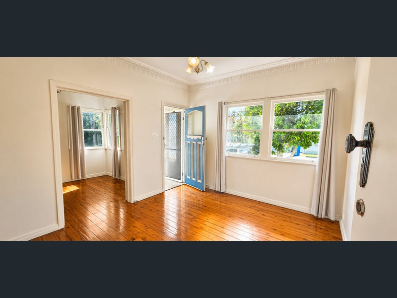 14a Atkinson Street, South Toowoomba