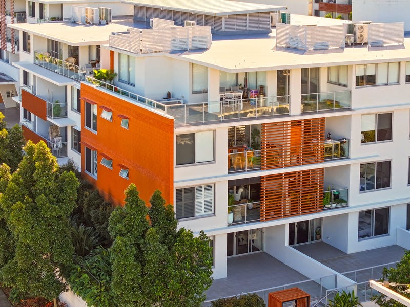 2216/1-7 Waterford Court, Bundall