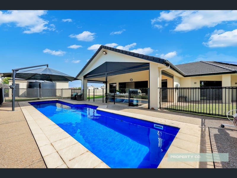 4 Janet Court, Coral Cove