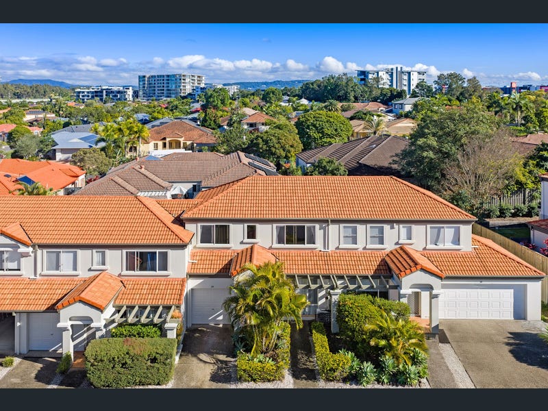 29/480 Christine Avenue, Robina