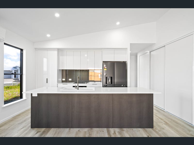 22 Regal Circuit, Beaconsfield