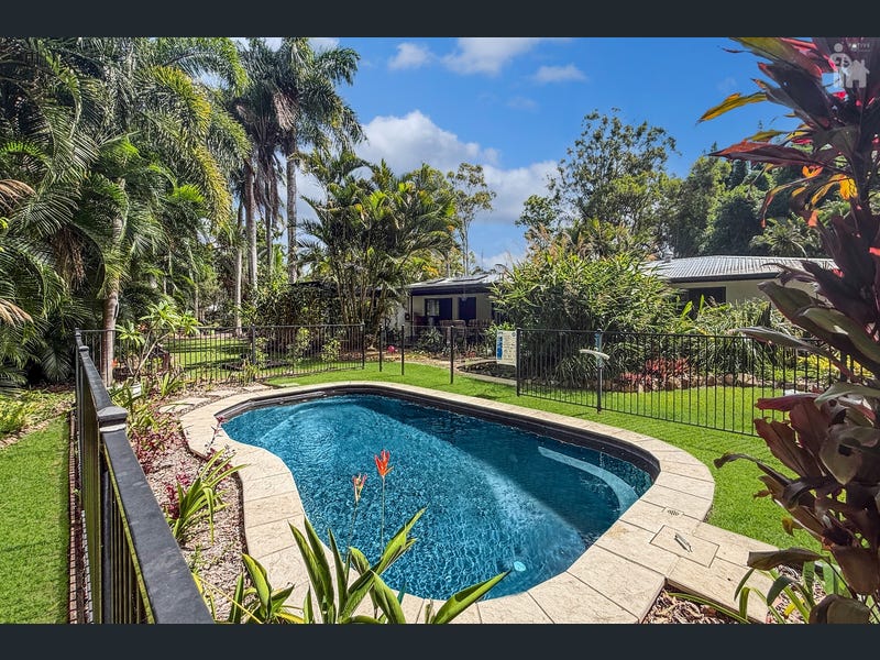 35 Oslove Drive, Booral