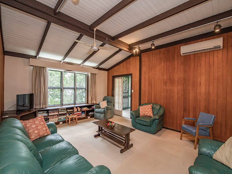 11 Consort Street, Corinda
