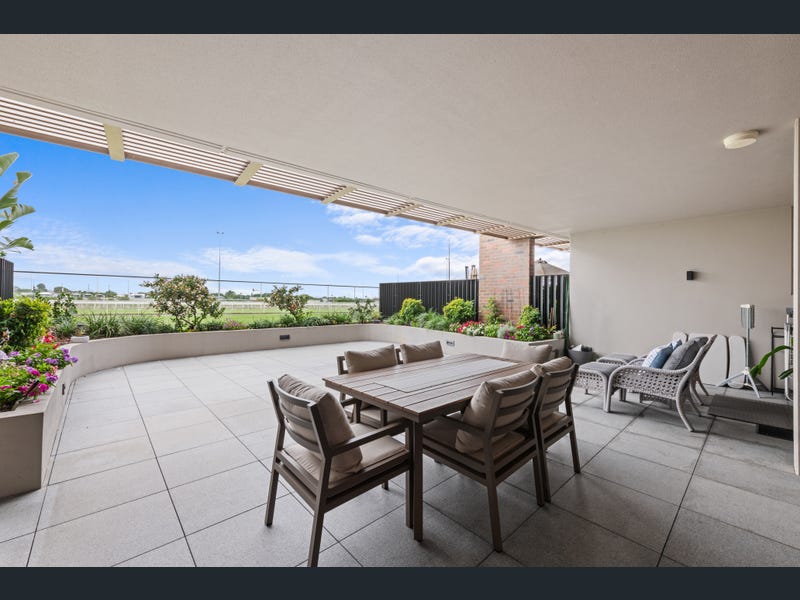 10104/61 St Leger Way, Ascot