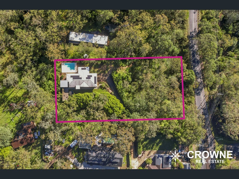 7 Illoura Grove, Karana Downs