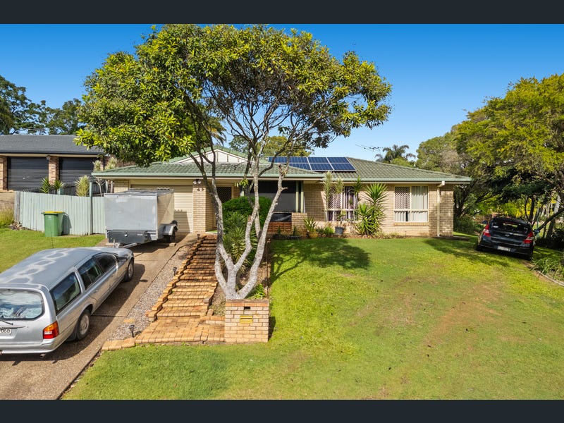 40 Grove Road, Edens Landing
