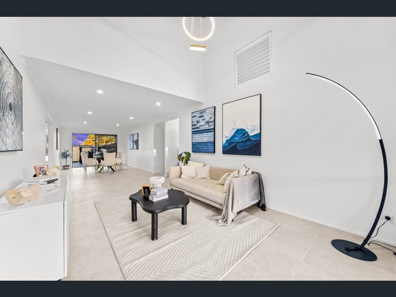 1 Circle Court, Rochedale South