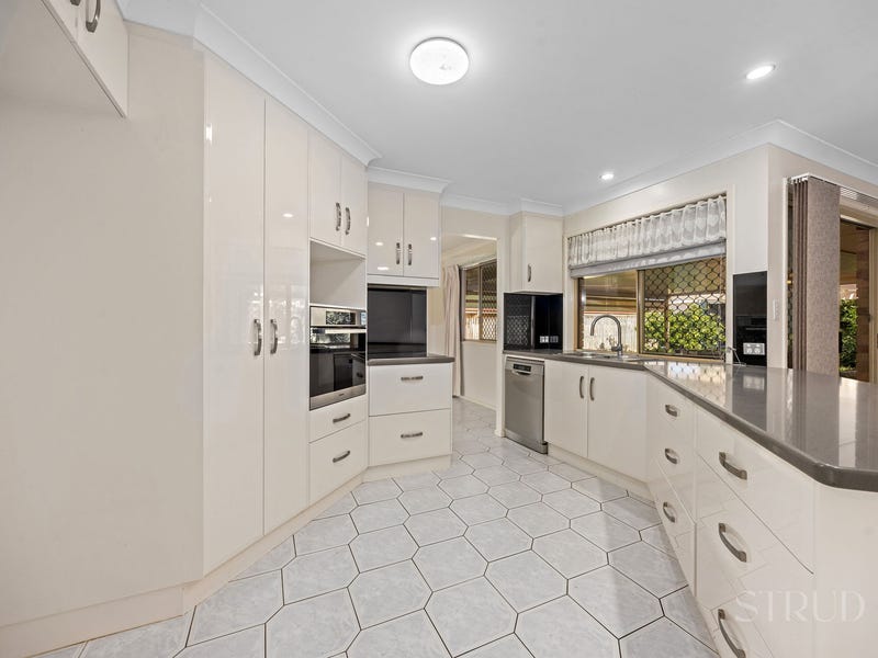 79 Equestrian Drive, Yamanto