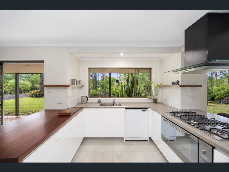 25 Langlands Street, Karalee