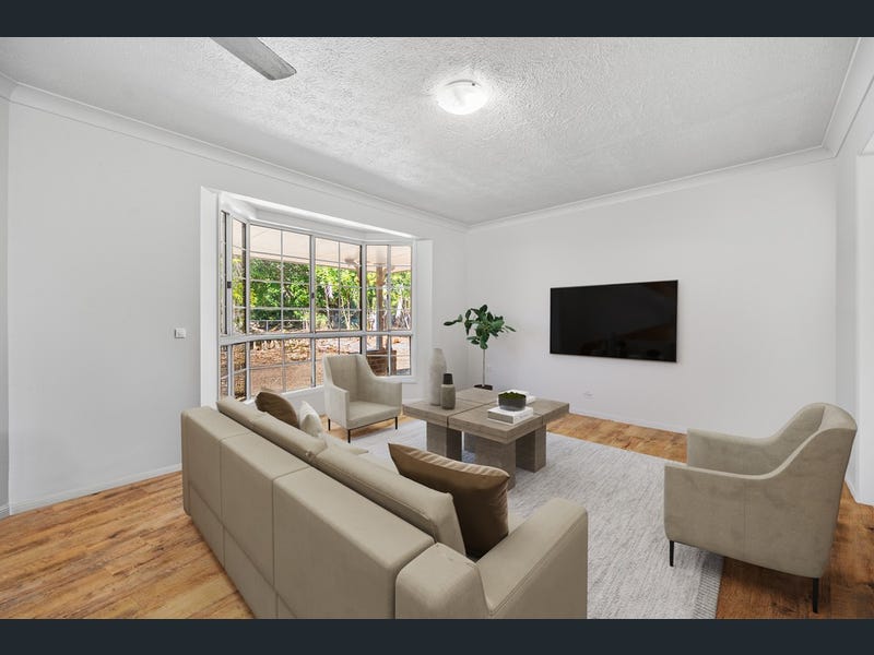35 Toolakea Beach Road, Bluewater