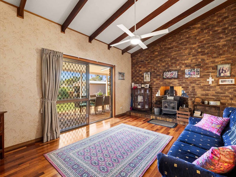 5 Jacaranda Court, Rangeville