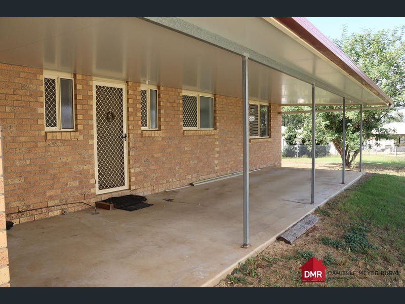 8 Charles Street, Mundubbera