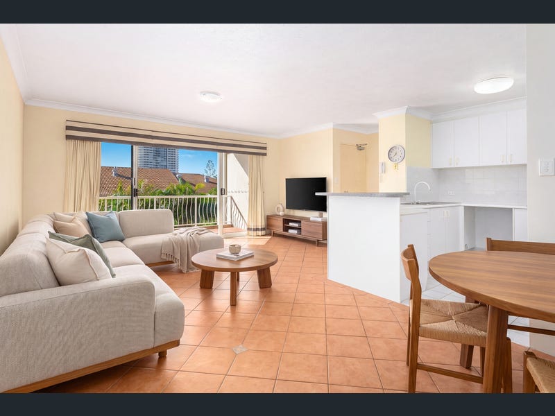 12/31 Dutton Street, Coolangatta