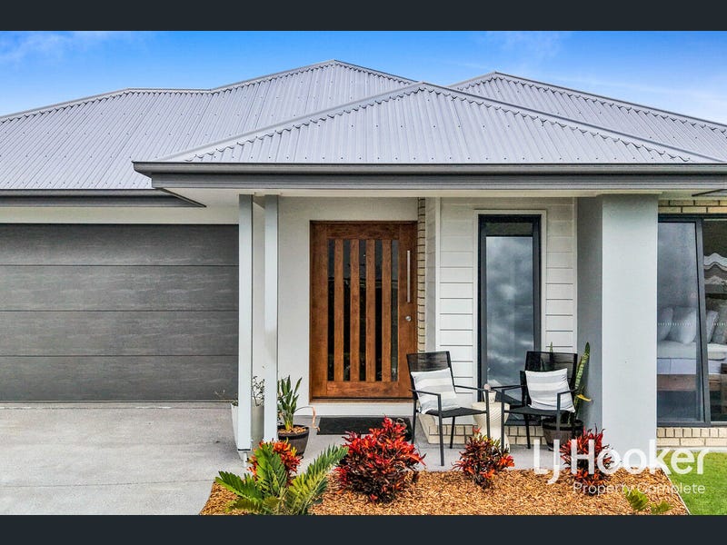 52 Petral Drive, Flagstone