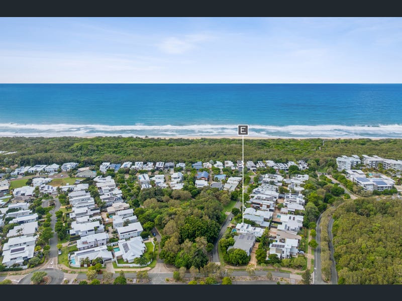 4 Boardrider Crescent, Mount Coolum
