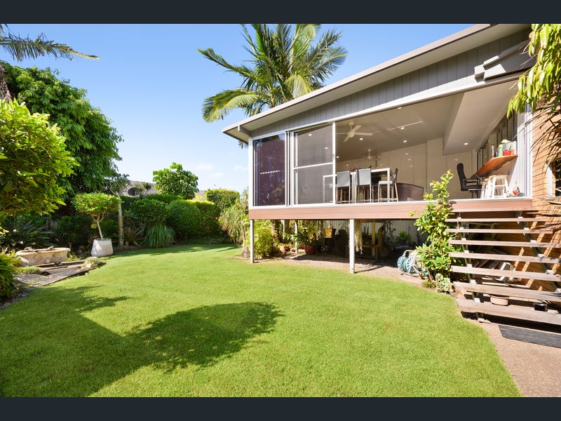 95 Poinsettia Avenue, Hollywell