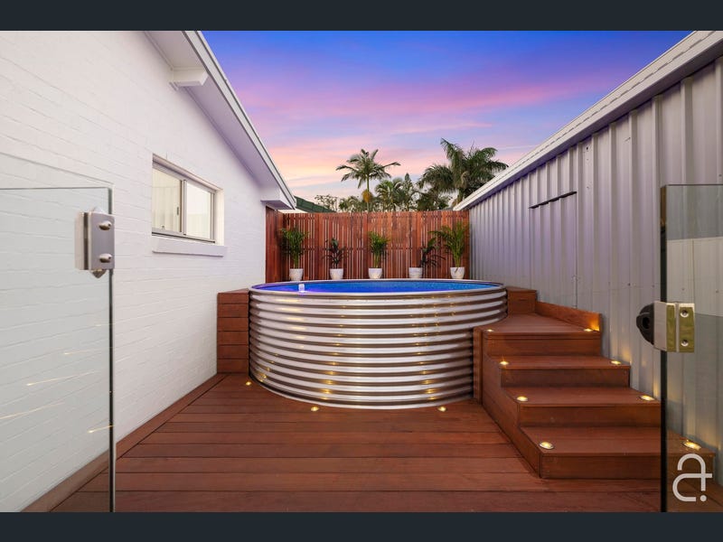 315 Nicklin Way, Bokarina