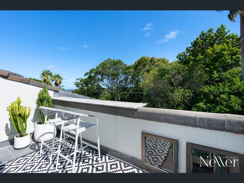 2/6 Ray Street, Sunshine Beach