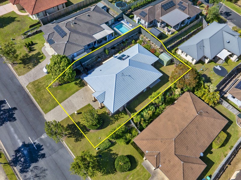 262 Universal Street, Oxenford