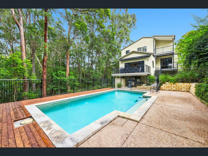 1/342 Ron Penhaligon Way, Robina
