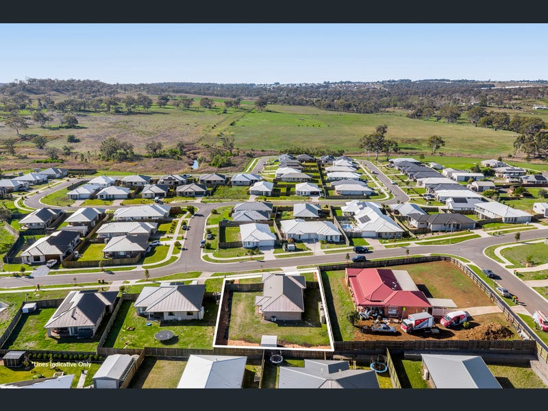 8 Bradley Street, Meringandan West