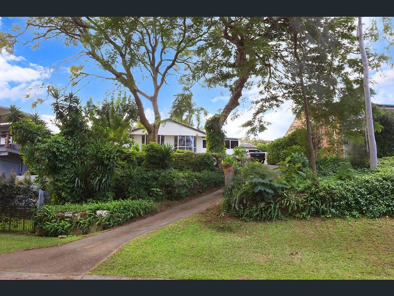 8 Waddiwong Road, Coomera