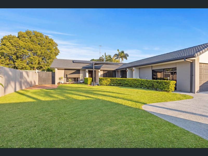 110 Barrier Reef Drive, Mermaid Waters
