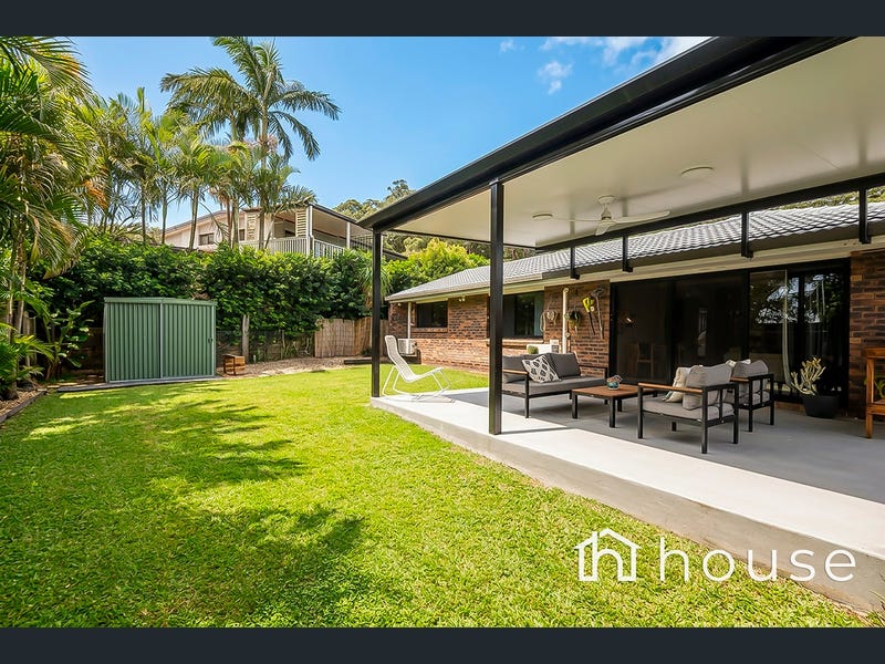 35 Van Dieman Crescent, Springwood