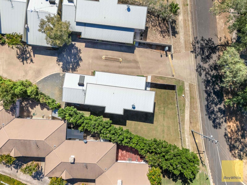 2/20 Riverview Street, Emerald