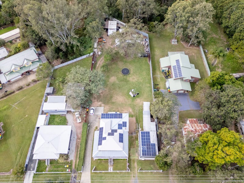 4 Law Street North, Redbank