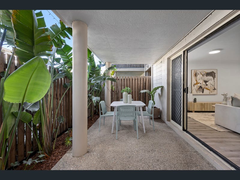 1/121 Ekibin Road, Annerley